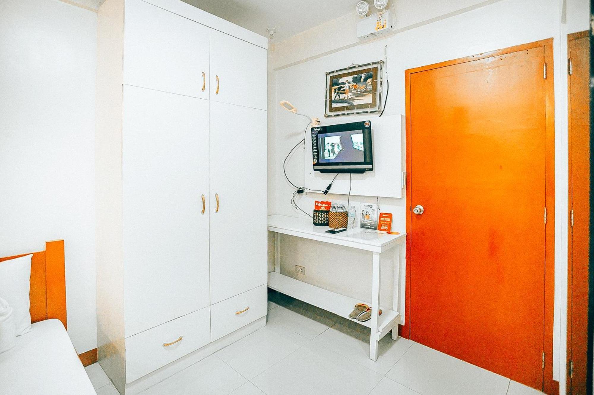 Reddoorz At S & L Apartelle Daraga Albay Legazpi Extérieur photo
